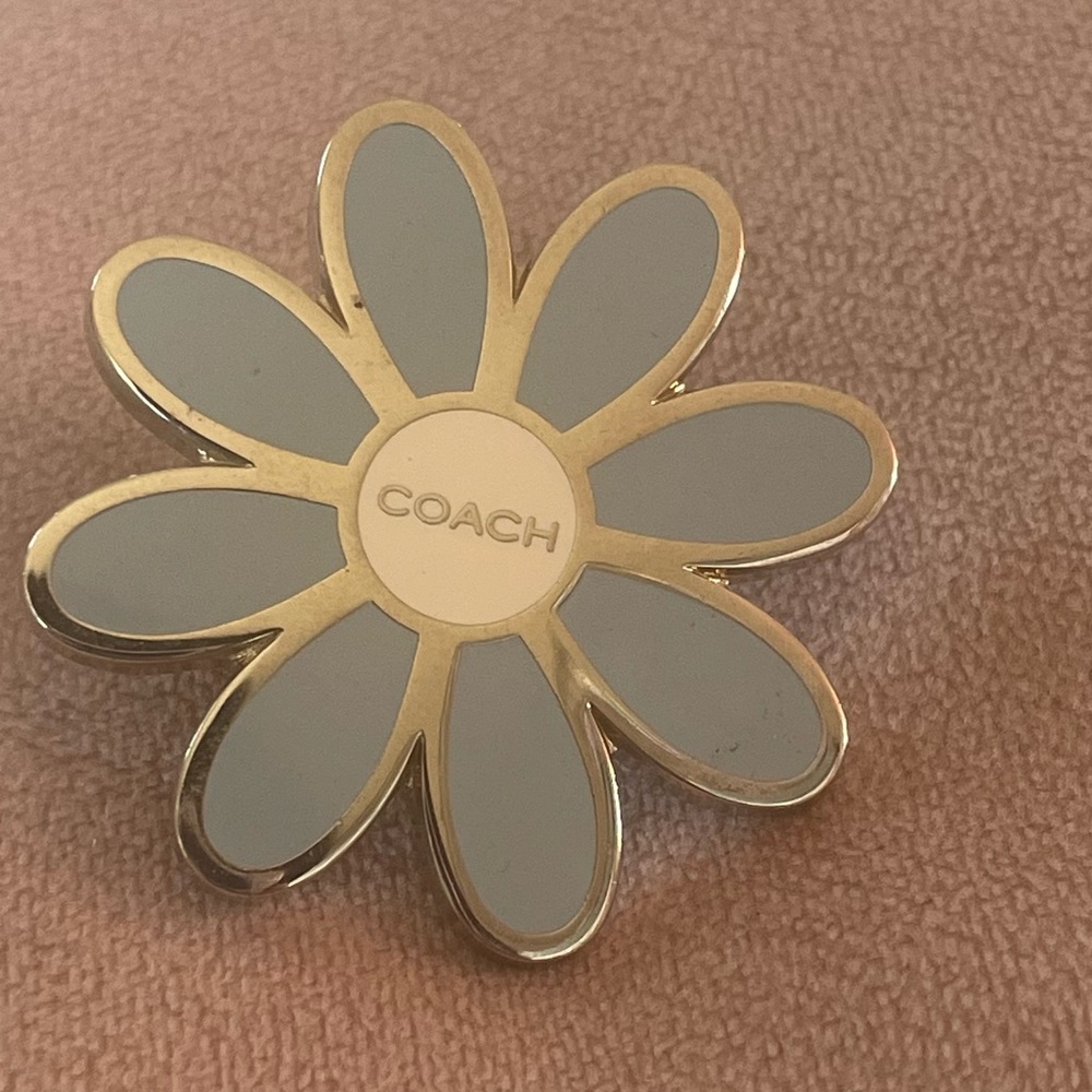 Vintage Coach Flower Pin